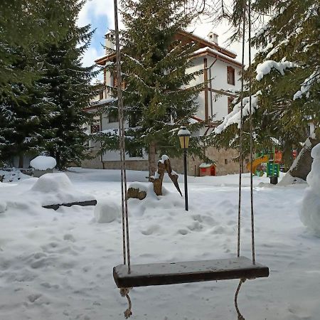 "Моето Любимо Място", Смолянски Езера - "My Favorite Place", Smolyan Lakes Luaran gambar