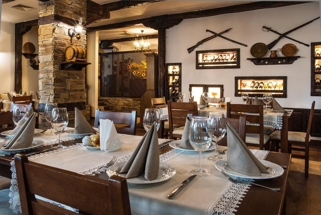 "Моето Любимо Място", Смолянски Езера - "My Favorite Place", Smolyan Lakes Luaran gambar