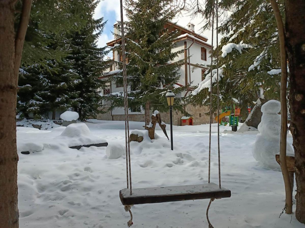 "Моето Любимо Място", Смолянски Езера - "My Favorite Place", Smolyan Lakes Luaran gambar
